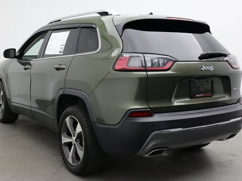 Used 2021 Jeep Cherokee Limited FWD image 5