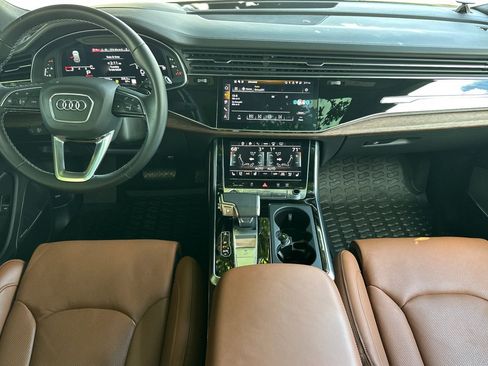 Used 2025 Audi Q8 Prestige AWD/4WD image 17