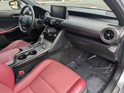 Used 2023 Lexus IS 300 w/ Comfort Package RWD image 33