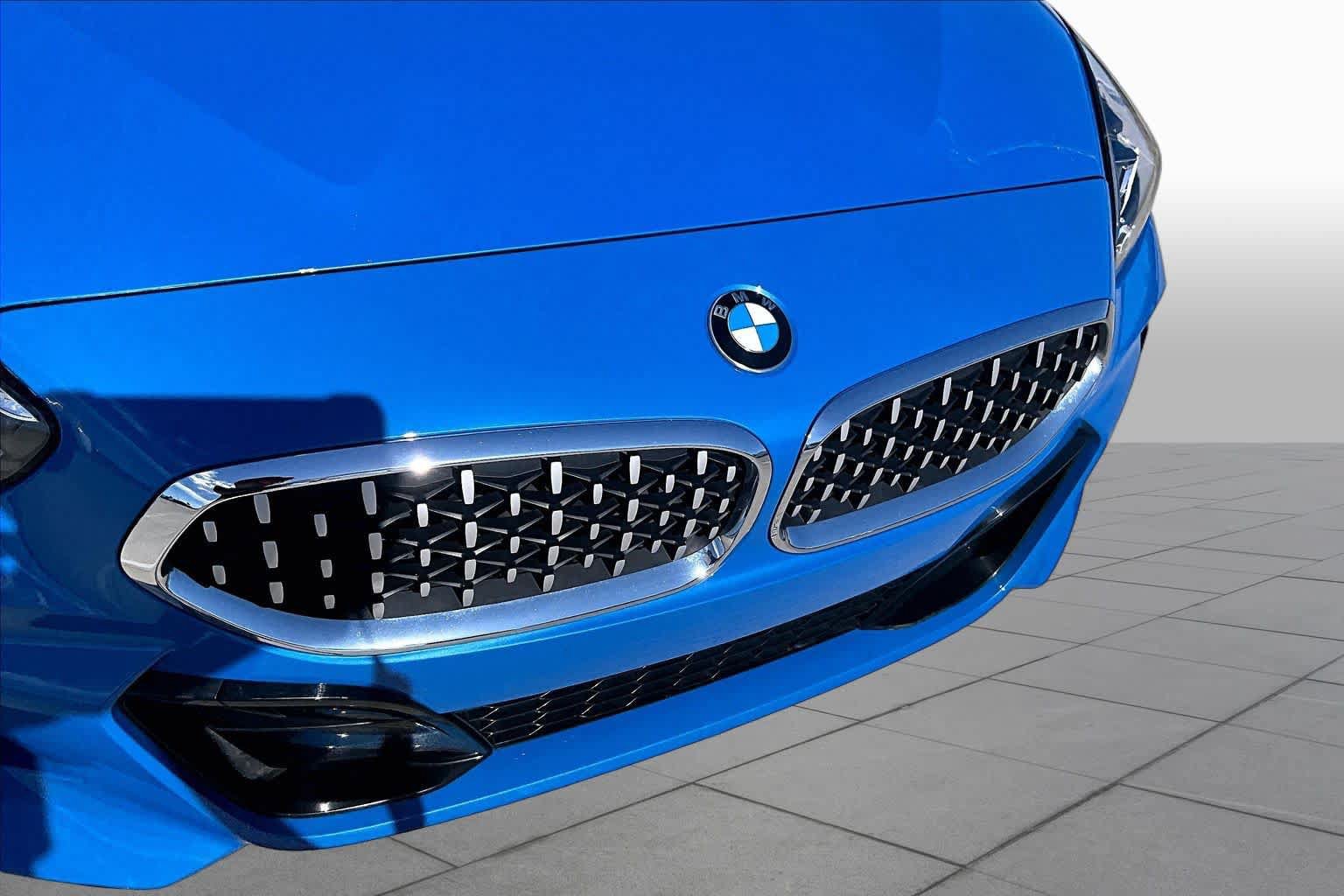 Used 2022 BMW Z4 sDrive30i w/ M Sport Package RWD image 24