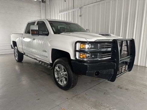 Used 2017 Chevrolet Silverado 2500 High Country w/ Duramax Plus Package image 5