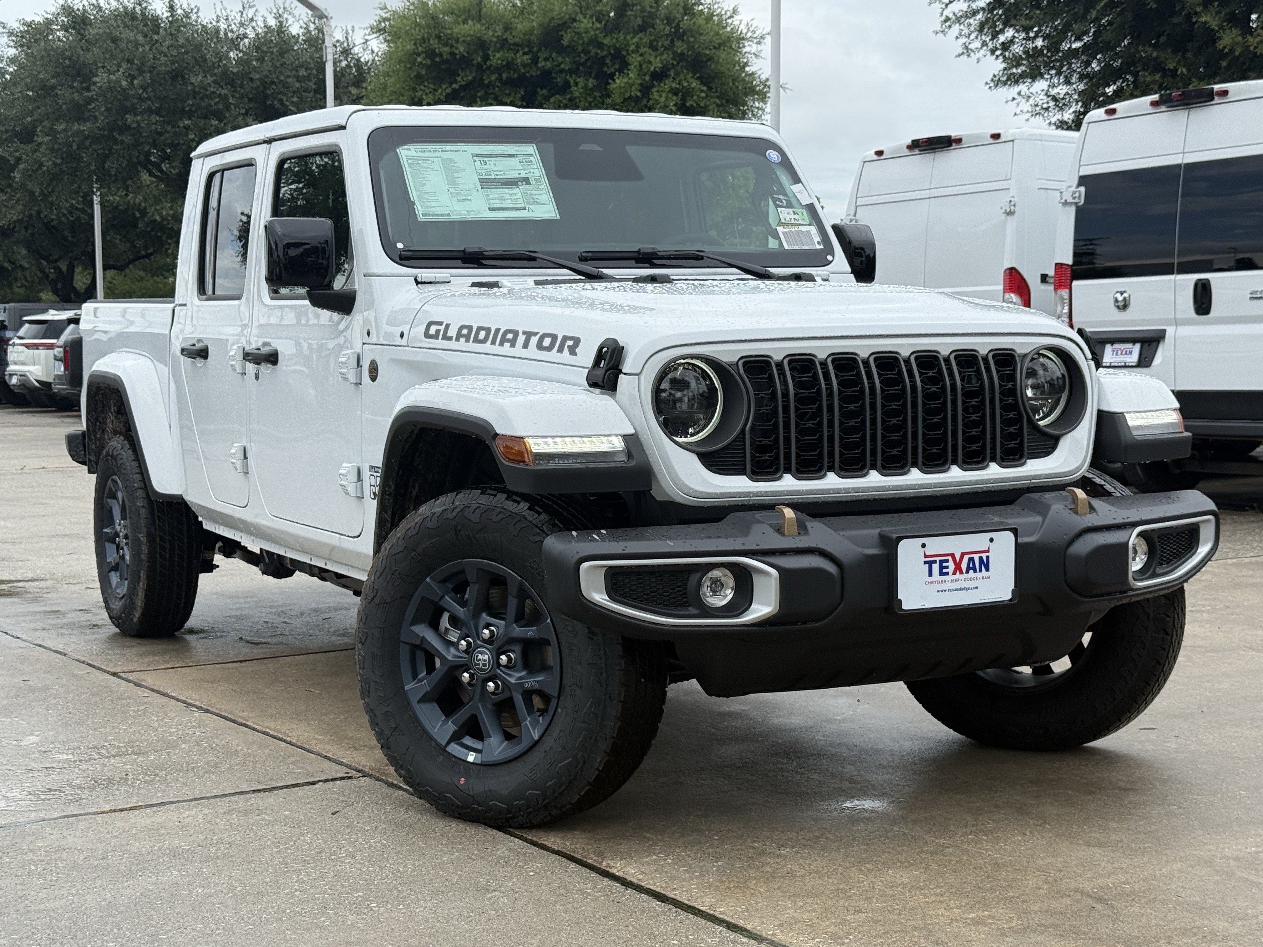 New 2026 Jeep Gladiator Sport AWD/4WD image 2