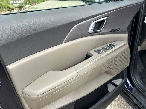 New 2026 Kia Carnival EX image 10