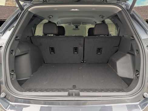 Used 2023 Chevrolet Equinox LT image 20