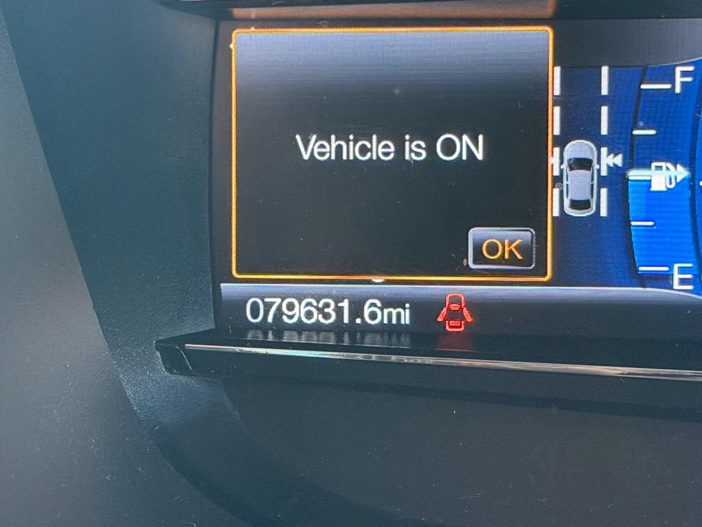 Used 2018 Ford Explorer XLT w/ Equipment Group 202A FWD image 14