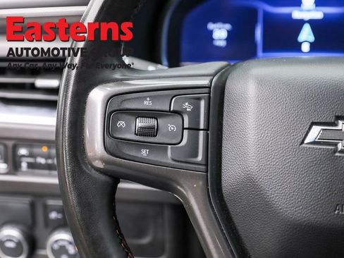 Used 2024 Chevrolet Suburban RST image 15