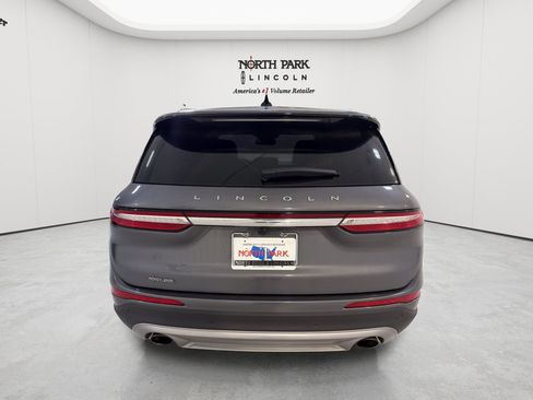 Used 2022 Lincoln Corsair FWD image 4