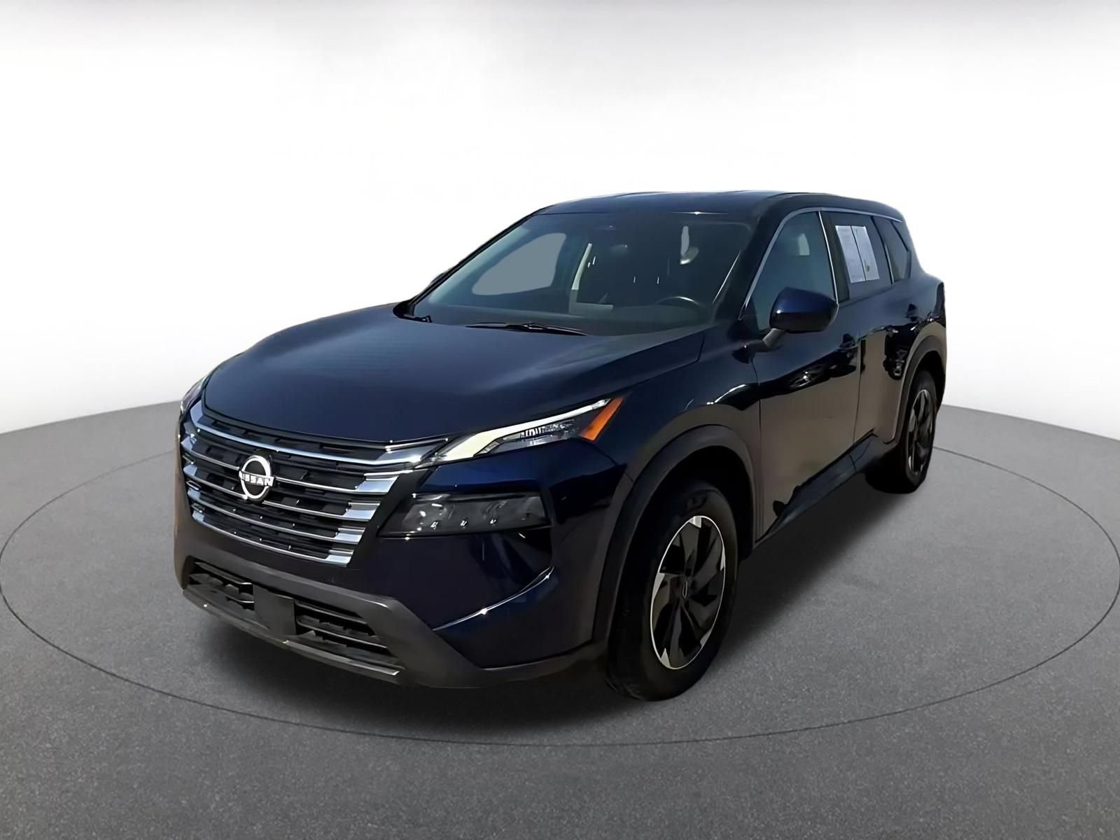 Used 2025 Nissan Rogue SV AWD/4WD image 6