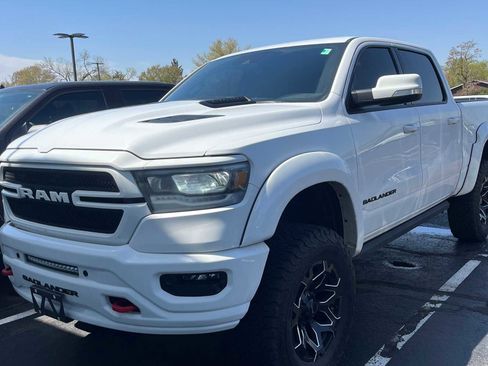 Used 2022 RAM 1500 Laramie AWD/4WD image 1