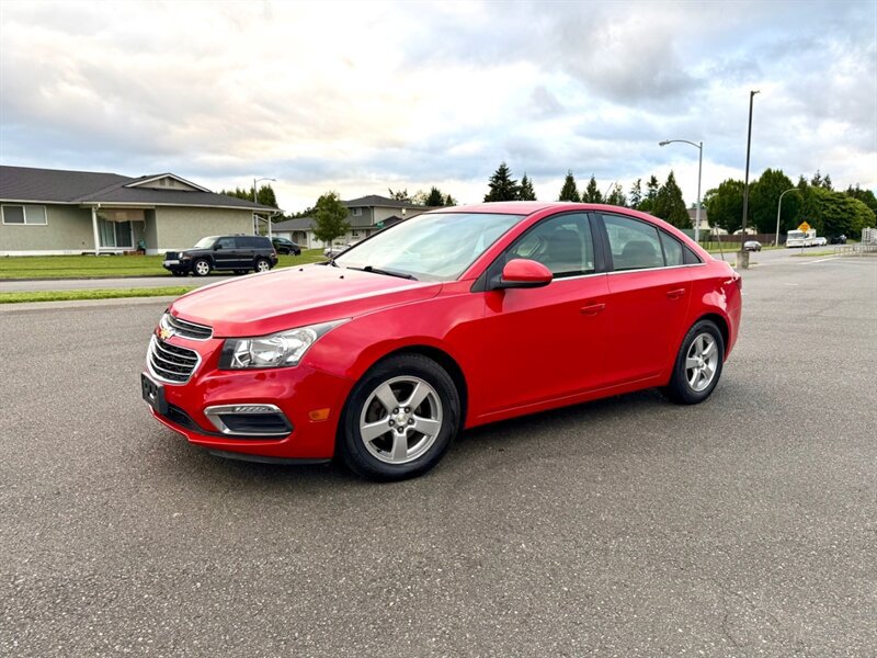 Used 2015 Chevrolet Cruze LT FWD image 1
