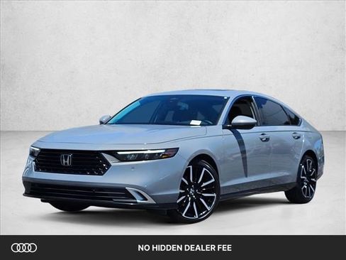 Used 2024 Honda Accord Touring image 1