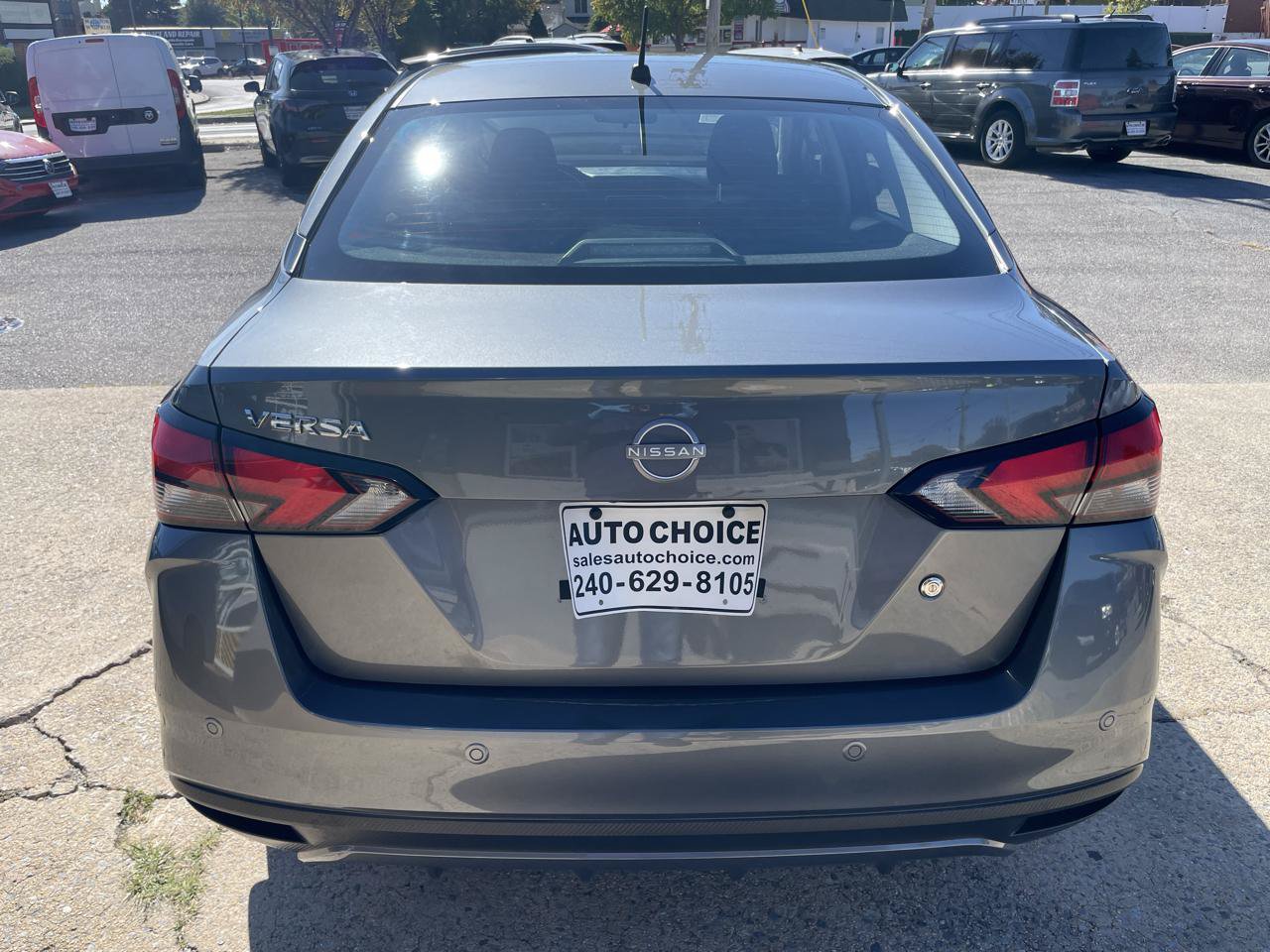 Used 2025 Nissan Versa S w/ Trunk Package FWD image 13