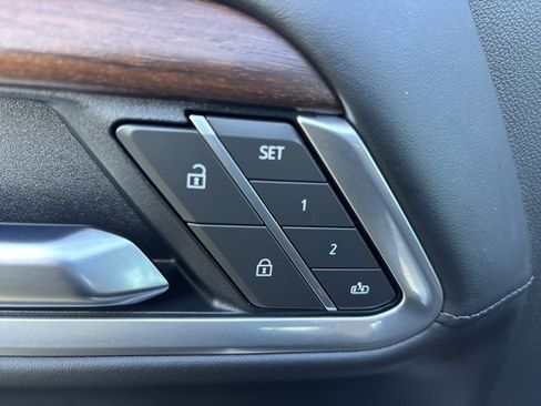 Used 2025 GMC Sierra 2500 Denali Ultimate image 24