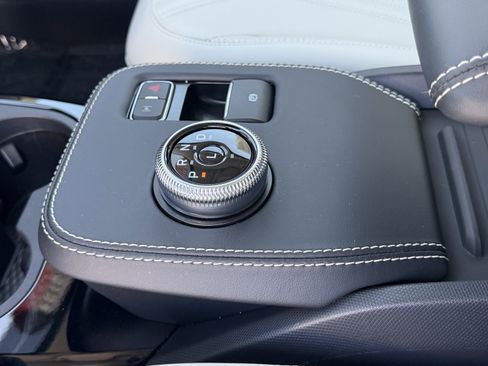Used 2023 Ford Mustang Mach-E Premium RWD image 21