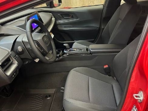 New 2026 Toyota Prius LE image 7