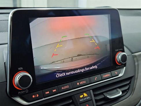 Used 2023 Nissan Altima 2.5 SV image 29