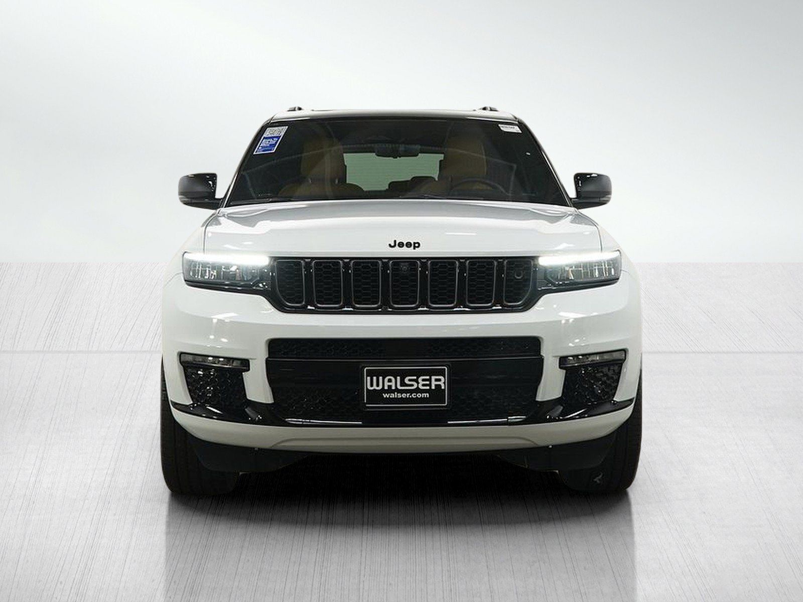 Used 2025 Jeep Grand Cherokee L Summit AWD/4WD image 8