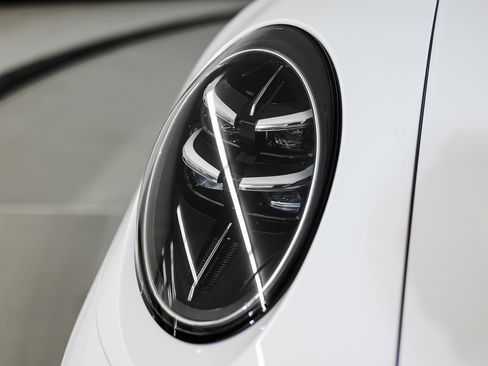 New 2026 Porsche 911 Carrera T image 13