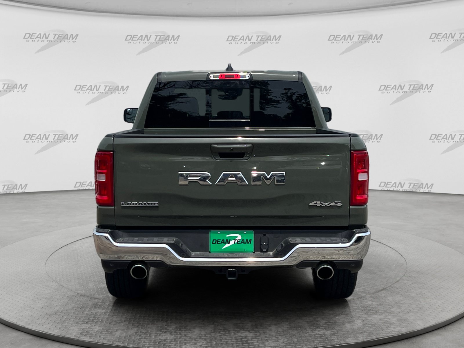 Used 2026 RAM 1500 Laramie AWD/4WD image 6