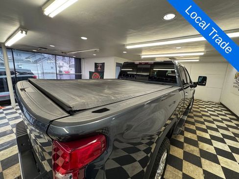 Used 2020 Chevrolet Silverado 2500 LTZ w/ LTZ Premium Package image 8