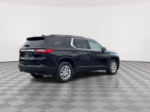 Used 2021 Chevrolet Traverse LT image 8