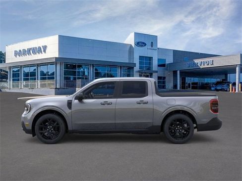 New 2025 Ford Maverick Lariat w/ Black Appearance Package image 3