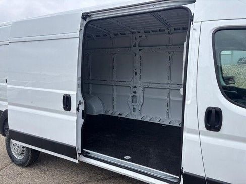 New 2026 RAM ProMaster 2500 w/ Safety Group image 32