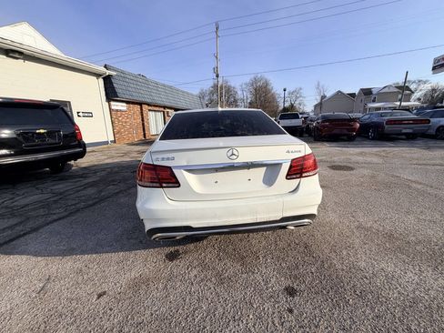 Used 2014 Mercedes-Benz E 350 4MATIC Sedan image 18