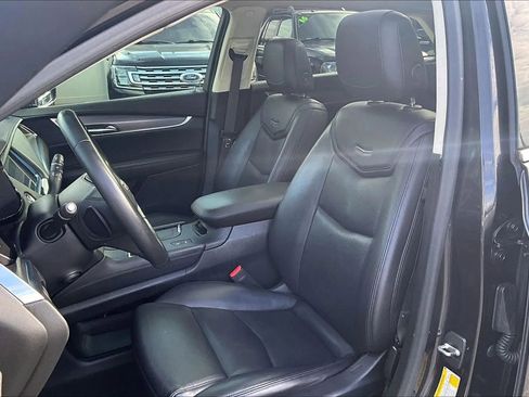 Used 2018 Cadillac XT5 Premium Luxury image 26