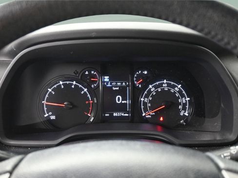 Used 2022 Toyota 4Runner SR5 RWD image 26