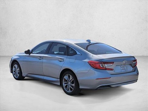 Used 2018 Honda Accord LX image 6