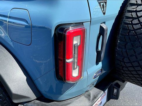 Used 2022 Ford Bronco Wildtrak AWD/4WD image 25
