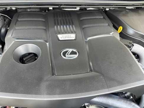 Used 2024 Lexus GX 550 w/ Cold Area Package AWD/4WD image 11