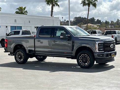 New 2025 Ford F250 Platinum image 3