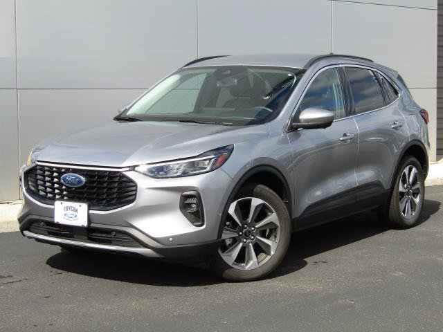 Used 2024 Ford Escape Platinum w/ Premium Technology Package AWD/4WD image 32