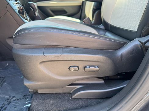 Used 2018 Buick Encore Preferred FWD image 23