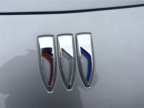 Certified 2024 Buick Envista Sport Touring w/ Convenience I Package image 29