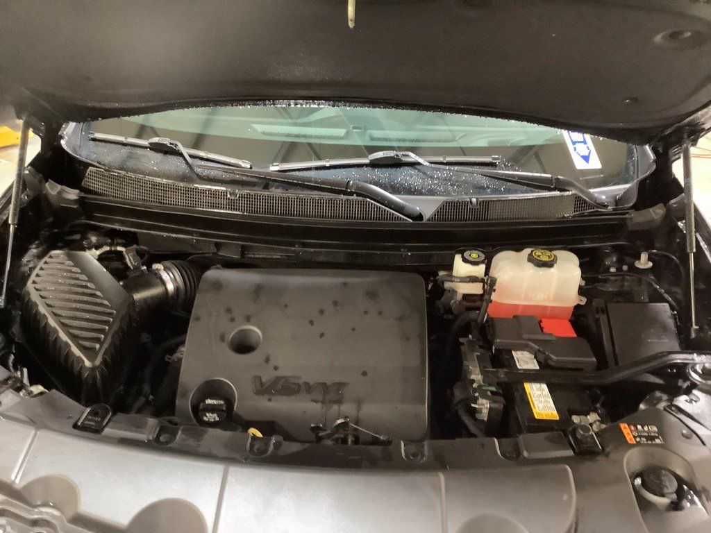 Used 2023 Chevrolet Traverse LT AWD/4WD image 23
