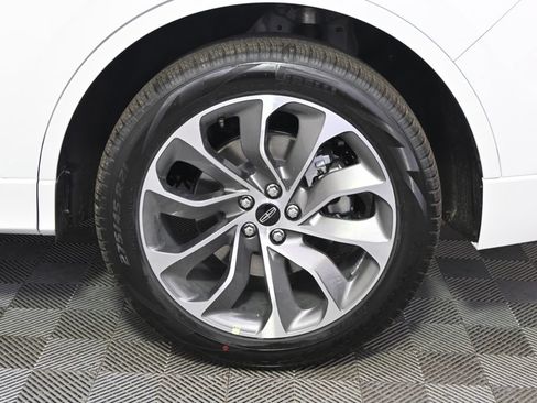 New 2026 Lincoln Aviator AWD w/ Jet Appearance Package image 21