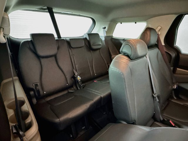 Certified 2026 Kia Carnival EX FWD image 27