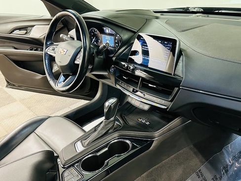 Used 2023 Cadillac CT4 Luxury w/ Sun And Sound Package AWD/4WD image 9