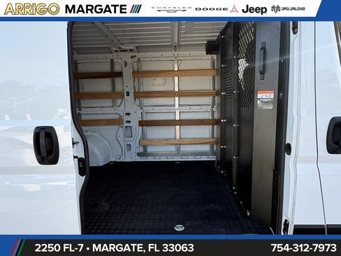 Used 2025 RAM ProMaster 2500 w/ U-Haul Equipment Group FWD image 10