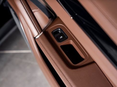 Used 2022 Porsche Cayenne Turbo S image 73