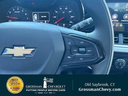 New 2026 Chevrolet Trax LS w/ LS Convenience Package FWD image 14