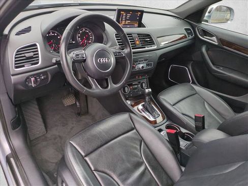 Used 2018 Audi Q3 2.0T Premium Plus w/ Premium Plus Package image 13