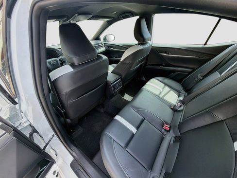 Used 2026 Toyota Camry SE FWD image 24