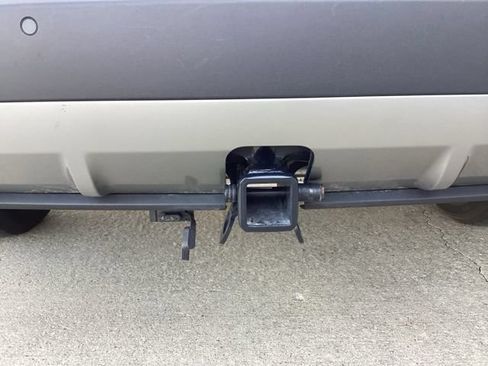 Used 2023 Ford Edge Titanium w/ Class II Trailer Tow Package AWD/4WD image 12
