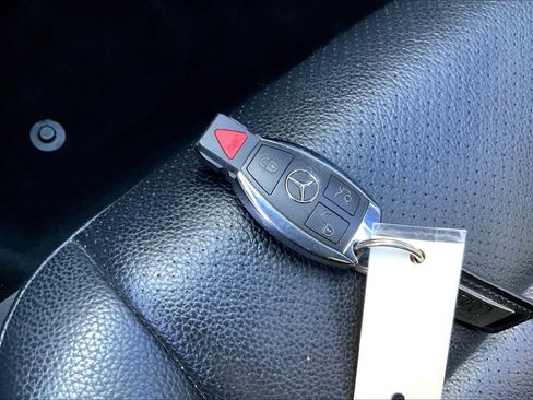 Used 2015 Mercedes-Benz GLK 350 4MATIC image 14