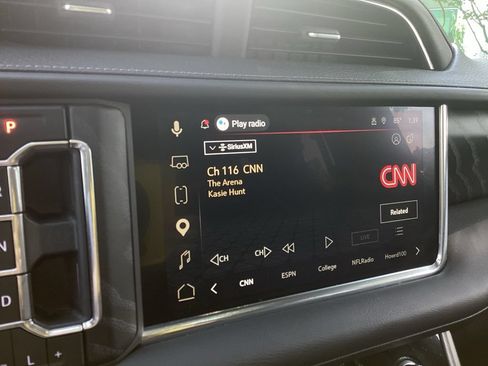 Used 2023 GMC Yukon Denali w/ Denali Reserve Package AWD/4WD image 17
