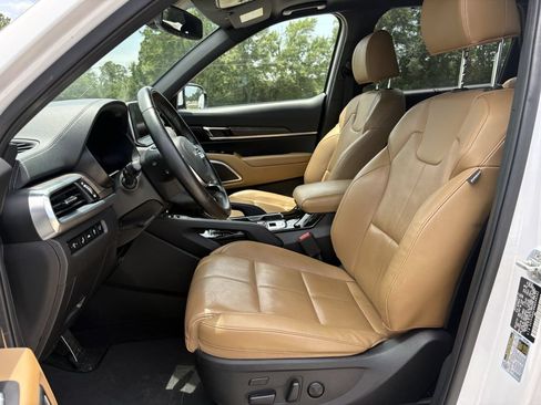 Used 2022 Kia Telluride SX w/ Nightfall Edition Package AWD/4WD image 12